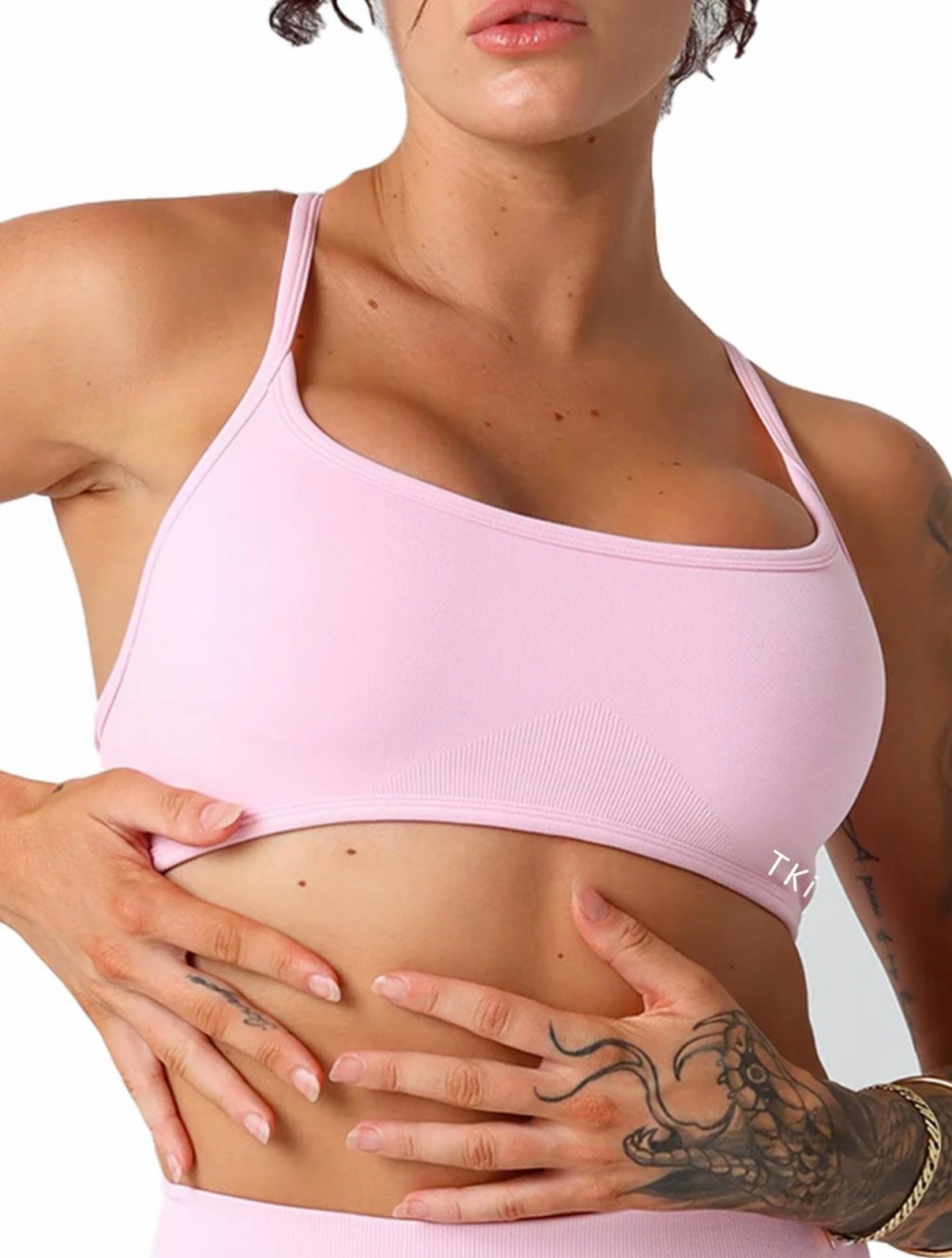 FORM™ Kinetic Cross-Back Bra
